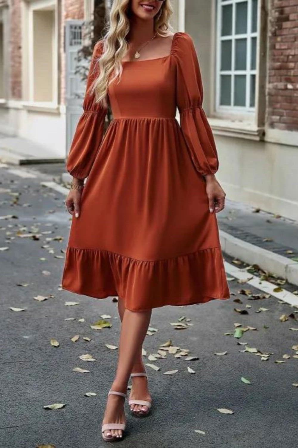 Embrace chic simplicity with our Solid Color Square Neck Long Sleeve Dress for women. This elegant piece features a flattering square neckline and long sleeves, creating a timeless silhouette. The solid color adds versatility, allowing you to dress it up or down for various occasions. Crafted from high-quality materials, the dress ensures comfort and style. Elevate your wardrobe with this versatile and fashionable piece that seamlessly transitions from day to night.