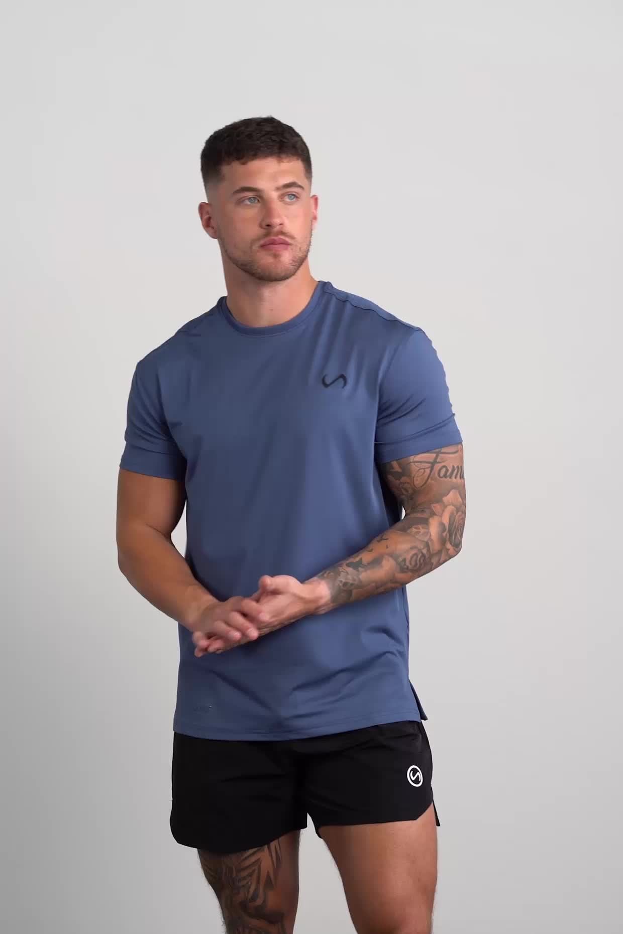 The Train Infi-Dry Swole Tee is designed for unmatched training comfort and performance and engineered for optimal range of motion and function, utilizing our exclusive Infi-Dry DNA® and Infi-Stretch DNA®, Technologies that provide a lightweight, breathable, 4-way stretch and moisture-wicking performance tee that is designed to keep you cool and dry for your most intense training sessions.