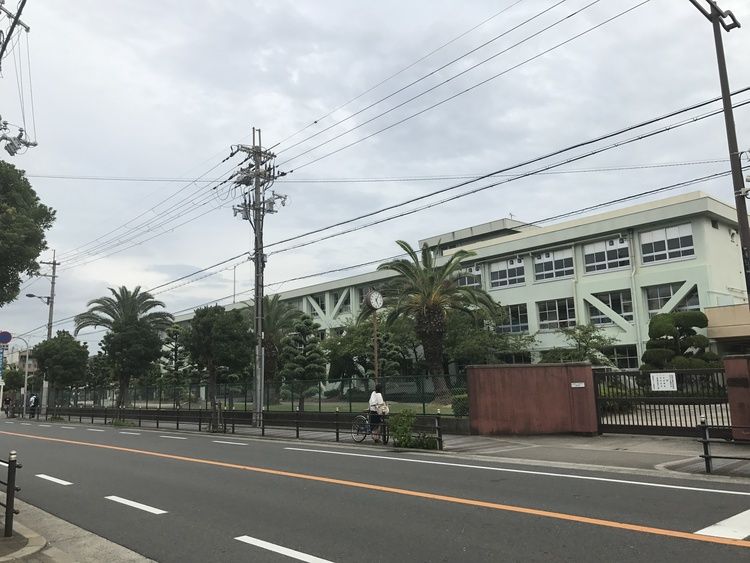 大阪府教育センター附属高等学校画像