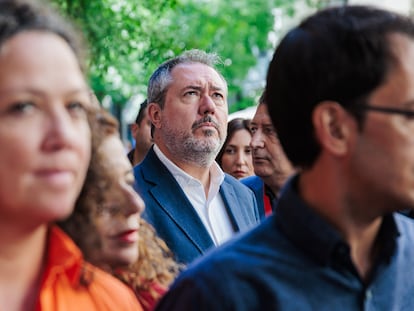 El secretario general del PSOE de Andalucía, Juan Espadas, el pasado 7 de septiembre frente a la sede federal socialista en la calle madrileña de Ferraz.