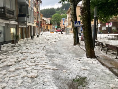 24/05/2023 Granizada en Sant Hilari Sacalm (Girona).