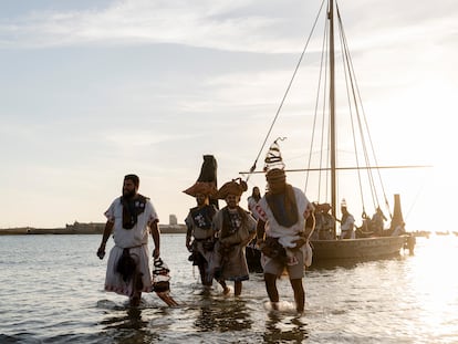 Recreación teatral de la llegada de los fenicios a Cádiz, durante la semana Cádiz Fenicia celebrada en la capital a mediados de septiembre.