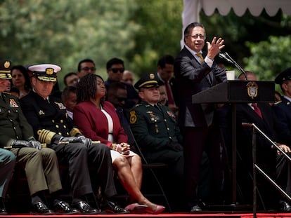 El presidente de Colombia, Gustavo Petro, da un discurso durante la ceremonia del aniversario de la Batalla de Boyacá, en Tunja, el 7 de agosto de 2024.