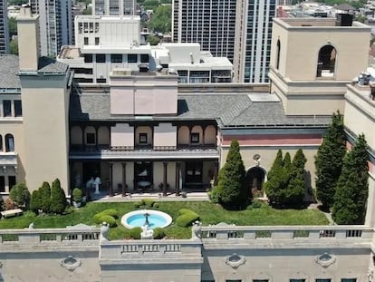 El ático de 900 metros cuadrados valorado en 15 millones de euros de North Lake Shore Drive, una céntrica avenida de Chicago.