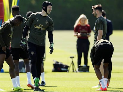 Petr Cech, durante un entrenamiento del Arsenal.