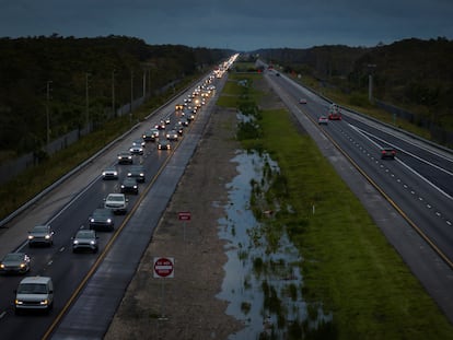 Vista aérea de la evacuación antes de la llegada del huracán Milton a Florida, EE UU. El 8 de octubre de 2024.