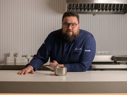 Juan Viú, cocinero y propietario de Mare, en Cádiz. Imagen proporcionada por el restaurante.