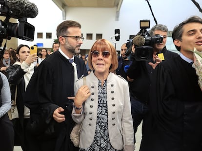 Gisele Pelicot a la entrada del tribunal penal de Aviñón.