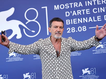 El actor Antonio Banderas posa en el photocall de 'Babygirl' durante el Festival de Cine de Venecia, en Venecia, Italia, el pasado 30 de agosto.