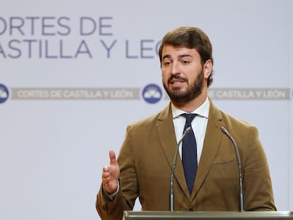 El portavoz de Vox en las Cortes de Castilla y León, Juan García-Gallardo, en una rueda de prensa el pasado 26 de septiembre en Valladolid.