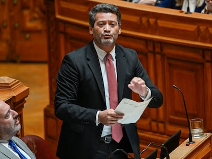 André Ventura, líder del partido de extrema derecha Chega, en el parlamento de Portugal, en Lisboa, el 15 de mayo.