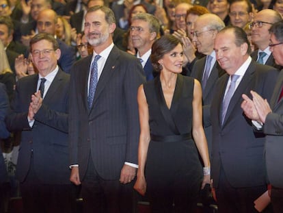 Los Reyes, este miércoles, durante la celebración de la Noche de la Economía Valenciana. 