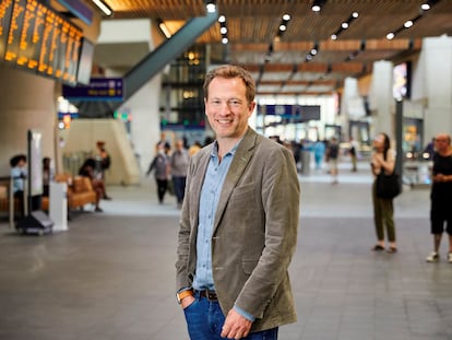 Jody Ford, consejero delegado de Trainline, en la estación de trenes London Bridge.