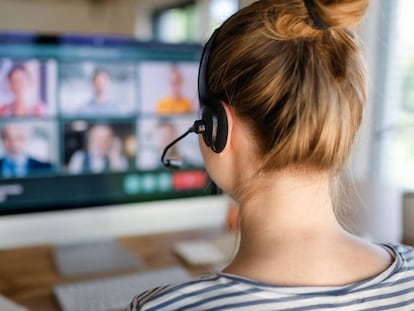 Las reuniones por videollamada perpetúan las dificultades de las mujeres para ser escuchadas