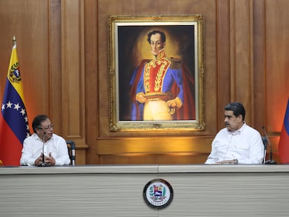 Gustavo Petro y Nicolás Maduro ofrecen una rueda de prensa en el Palacio de Miraflores, en Caracas (Venezuela), en 2022.