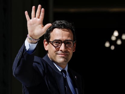 El exministro de Exteriores francés Stéphane Séjourné, este lunes en Atenas.