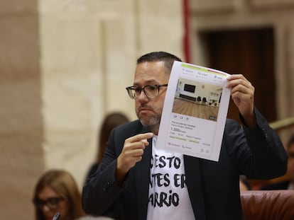 El portavoz del Grupo Mixto-Adelante Andalucía, José Ignacio García, en el pleno del Parlamento autonómico, este jueves.