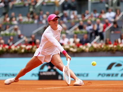 Swiatek, este jueves durante el partido ante Madison Keys en el estadio Manolo Santana, en la Caja Mágica (Madrid).