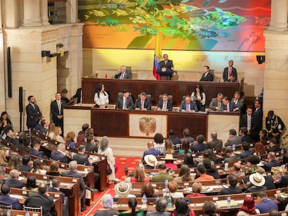 Gustavo Petro habla durante la instalación del Congreso, en Bogotá, el 20 de julio de 2024.