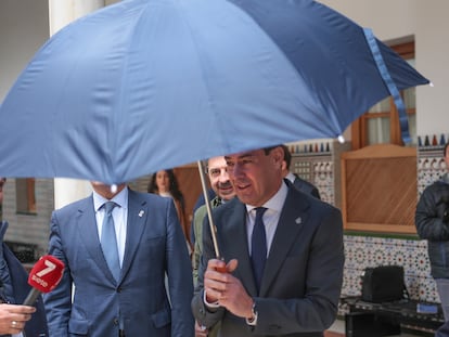 El presidente de la Junta, Juan Manuel Moreno, en el Parlamento andaluz.