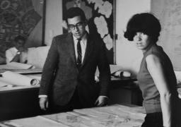 Eugenia Mantilla fue la primera mujer en ganar el Premio Nacional de Arquitectura en 1974. Su gran cómplice vital fue otro arquitecto de leyenda: el Chuli Martínez.