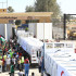 Los camiones que transportan ayuda humanitaria para la Franja de Gaza cruzan la puerta fronteriza de Rafah, en Rafah, Egipto.