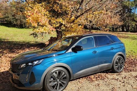 2022 Peugeot 3008 GT SPORT AWD PHEV owner review