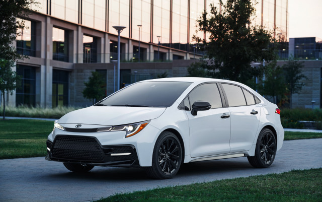 2020 Honda Civic vs. 2020 Toyota Corolla: Compare Cars