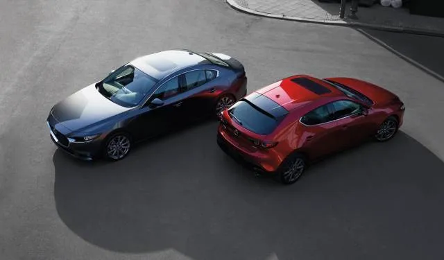 Hyundai Elantra vs. Mazda 3: Compare Cars