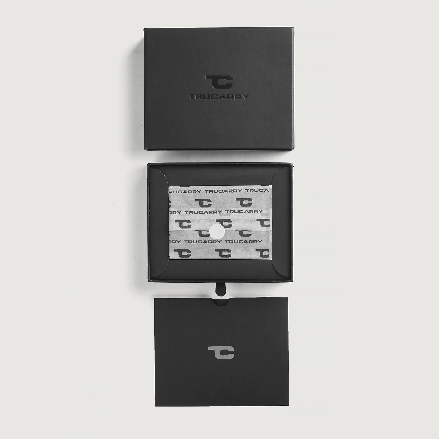 Karl Grey Leather Card Holder Packaging