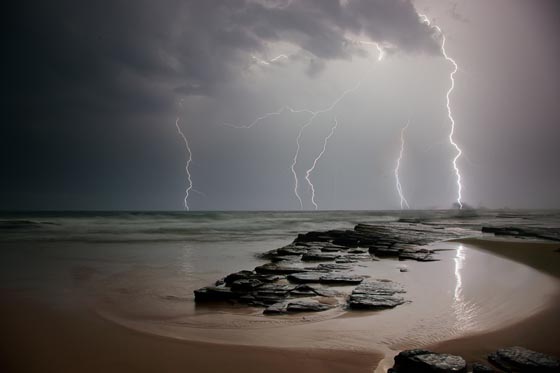 15 Stunning Lightning Photographs