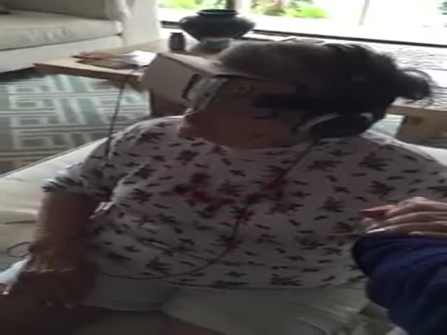 This Grandma’s Shocked Reaction to a Virtual Reality Demonstration Is Priceless