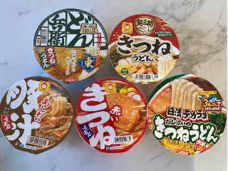 日清のどん兵衛 きつねうどん だし比べ 東