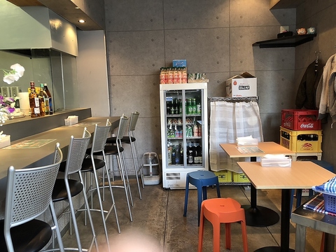 韓国軽食・韓国屋台料理を現地味で再現しています。