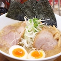 料理メニュー写真 特製ラーメン