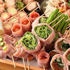 博多もつ鍋 野菜巻き串 まんまる 浜松駅前店の特集写真