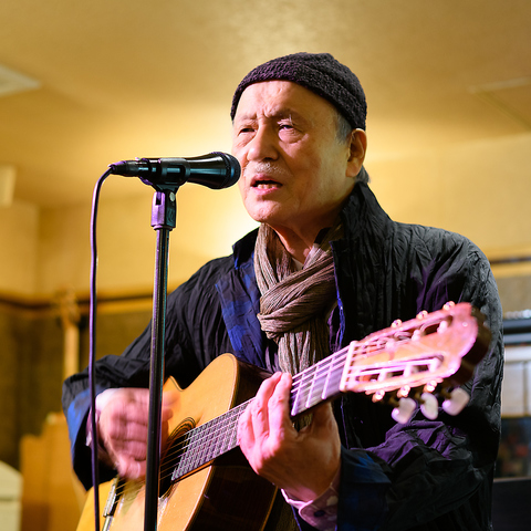 作詞・作曲家：西村賢三が手掛ける音楽バー◎プロミュージシャンが多数在籍するお店♪