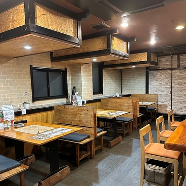 鉄板居酒屋あきまるの雰囲気1