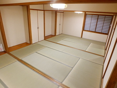 お座敷個室をご用意！4名様～10名様用個室が3部屋ご用意しております。