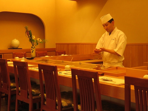 岩手の旬を多彩に味わえる三陸前の絶品鮨、四季折々の懐石料理…