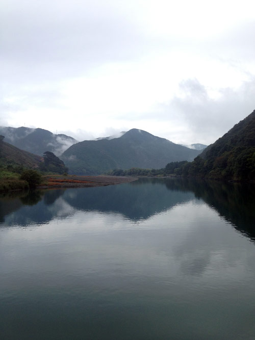 三里の沈下橋の上から眺める景色