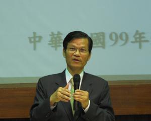 Voa chinese Chi-Huey Wong 12May10.jpg