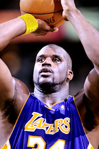 Shaquille O'Neal preparing to shoot a free throw