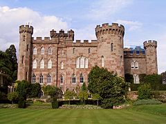 Cholmondeley Castle.jpg