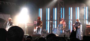 Sloan live 2006.jpg