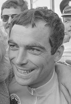 Bernard Hinault (1982).jpg