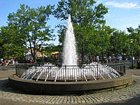 Kiddieland Fountain.jpg