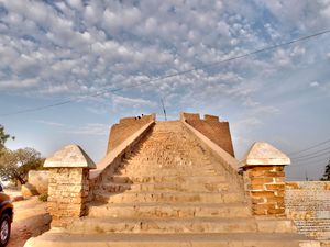 Umerkot Fort view1.JPG