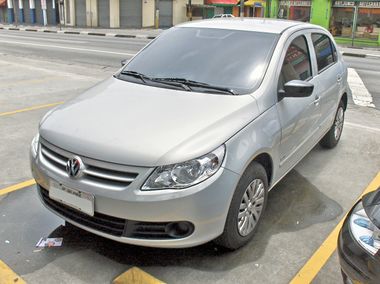 VW Gol 2009 front.jpg