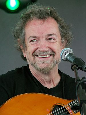 Patrick Street Andy Irvine smile.jpg